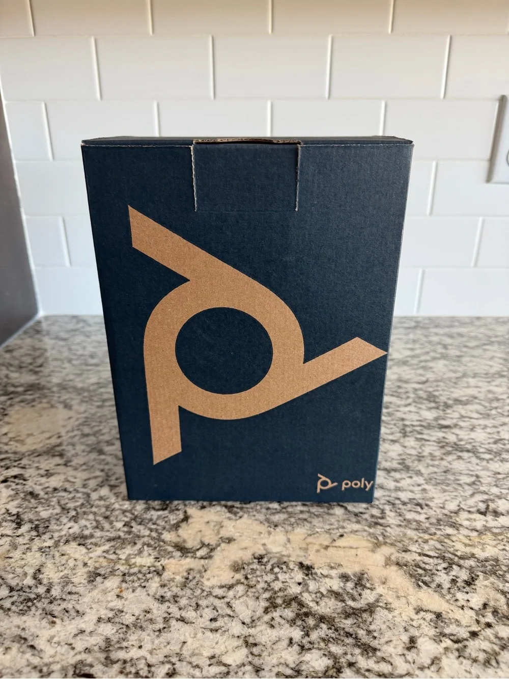 NWT Poly Voyager Surround 85 UC